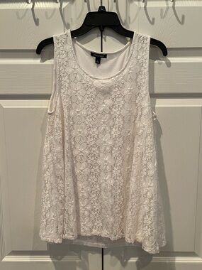 Roz & Ali White Lace Overlay Lined Tank Top - Size Large